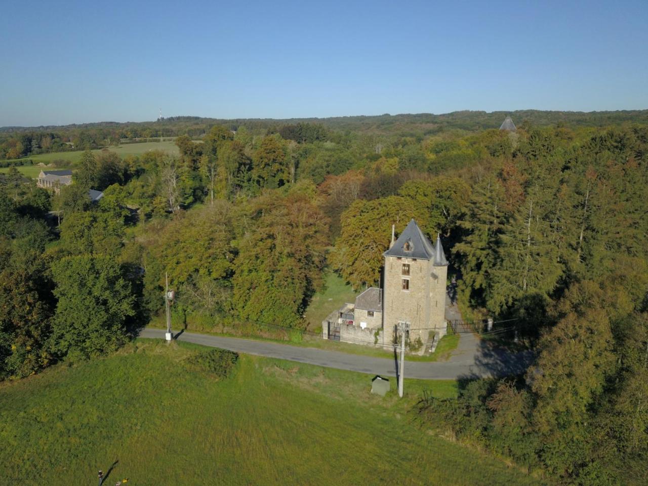 La Tour De Serinchamps Zewnętrze zdjęcie